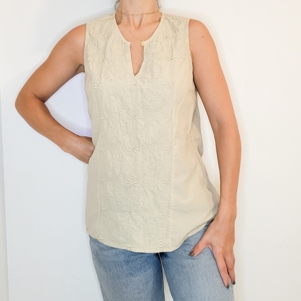 Wemen's Unique Spectrum Blouse Baige Color Size M Embroidered Front